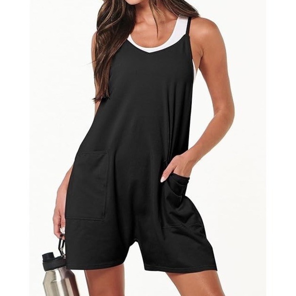 NWT Womens Caracilia Loose Adjustable Spaghetti Strap Romper Shorts Black Medium